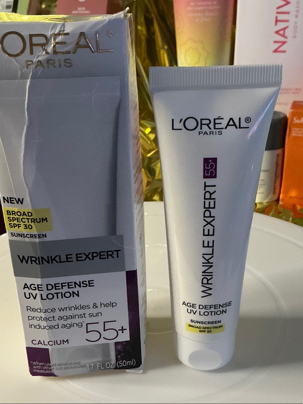 L'Oreal Wrinkle Expert 55+ White Sunscreen Lotion SPF 30